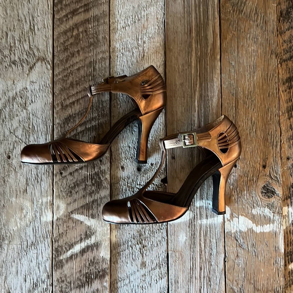 BCBGirls Marina bronze/chocolate Mary Jean shoes size 8M - Picture 9 of 11